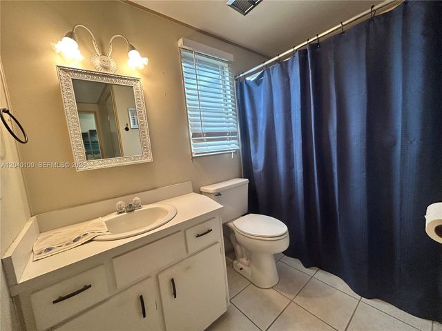 2341 SW 84th Ave, Davie, FL 33324