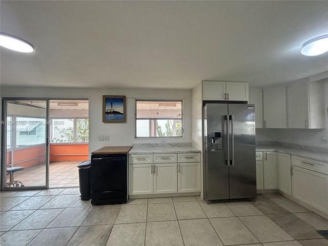 2341 SW 84th Ave, Davie, FL 33324