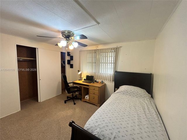 2341 SW 84th Ave, Davie, FL 33324