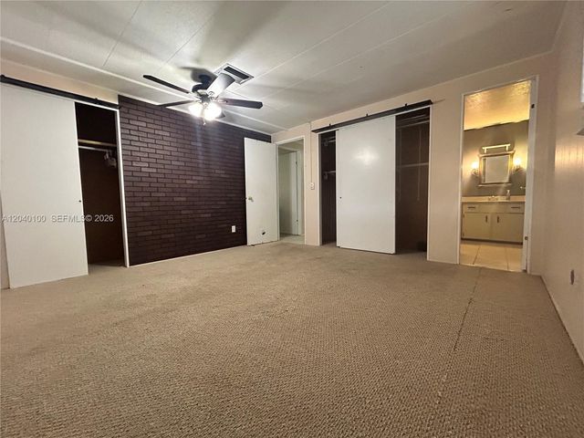 2341 SW 84th Ave, Davie, FL 33324