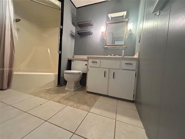 2341 SW 84th Ave, Davie, FL 33324