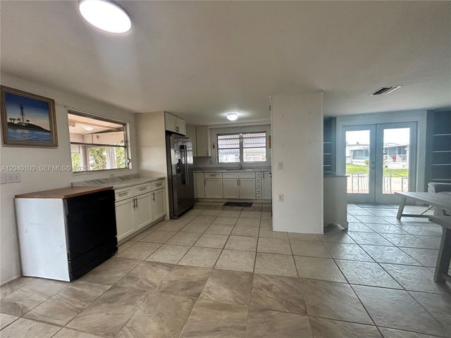 2341 SW 84th Ave, Davie, FL 33324