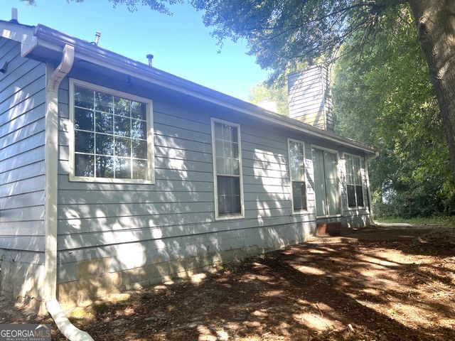 235 Whirlwind Court, South Fulton, GA 30349