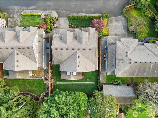 10610 NE 28th Street, Bellevue, WA 98004
