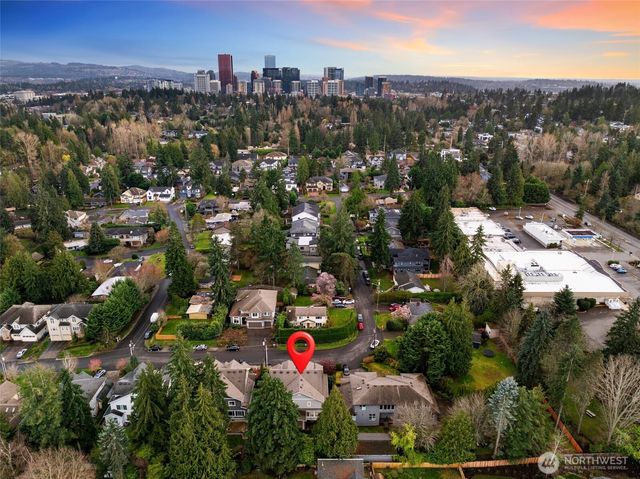 10610 NE 28th Street, Bellevue, WA 98004