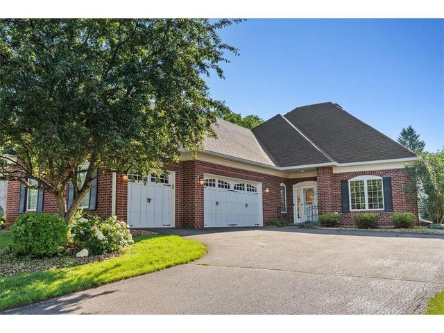 2228 White Pine Court, Hudson, WI 54016