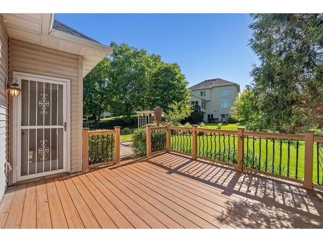 2228 White Pine Court, Hudson, WI 54016