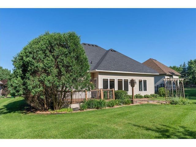 2228 White Pine Court, Hudson, WI 54016