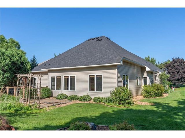 2228 White Pine Court, Hudson, WI 54016