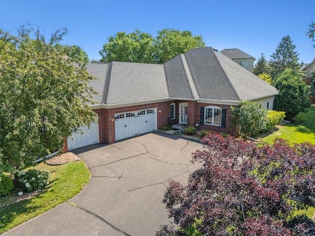 2228 White Pine Court, Hudson, WI 54016