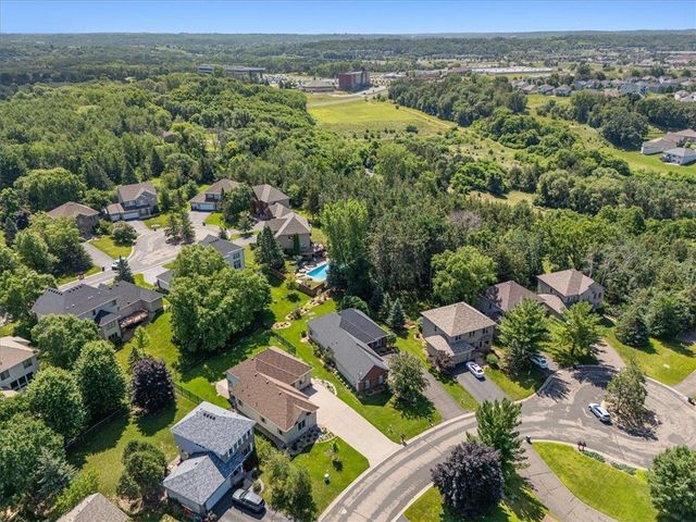 2228 White Pine Court, Hudson, WI 54016