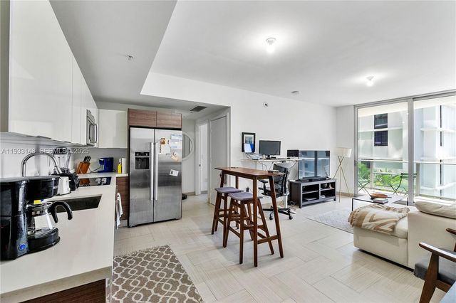 1010 SW 2nd Ave 710, Miami, FL 33130