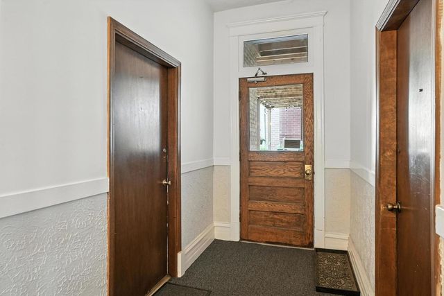 1431 W Cuyler Avenue 1S, Chicago, IL 60613