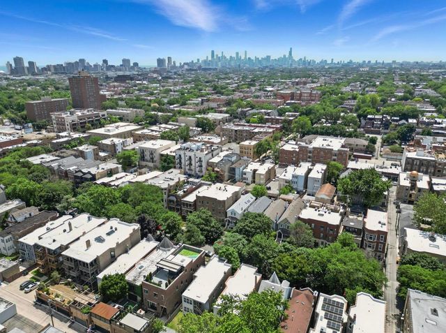 1431 W Cuyler Avenue 1S, Chicago, IL 60613