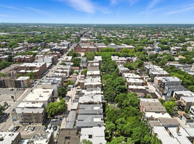 1431 W Cuyler Avenue 1S, Chicago, IL 60613