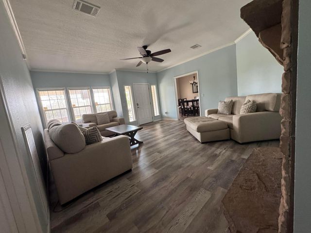 17077 NW 254th Street, Okeechobee, FL 34972