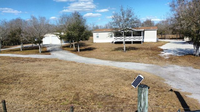 17077 NW 254th Street, Okeechobee, FL 34972