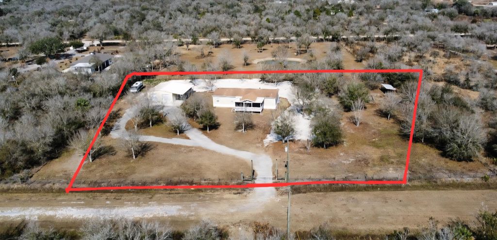 17077 NW 254th Street, Okeechobee, FL 34972