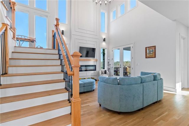 5746 Avalon Commons Way, Clermont, GA 30527