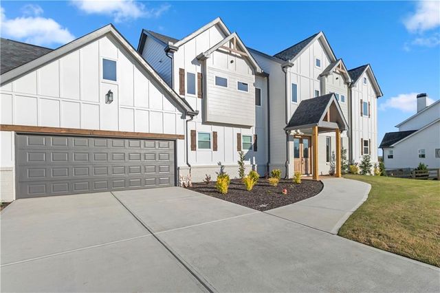 5746 Avalon Commons Way, Clermont, GA 30527