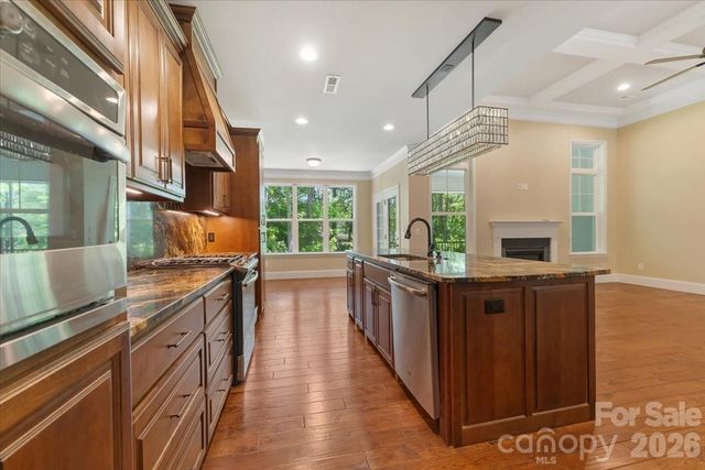 7304 Sedgebrook Drive W, Stanley, NC 28164
