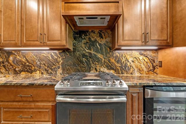 7304 Sedgebrook Drive W, Stanley, NC 28164