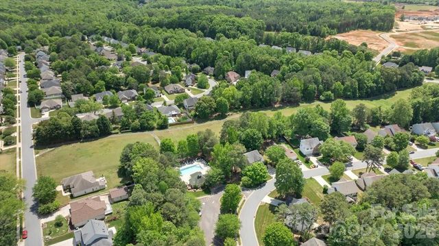 7304 Sedgebrook Drive W, Stanley, NC 28164