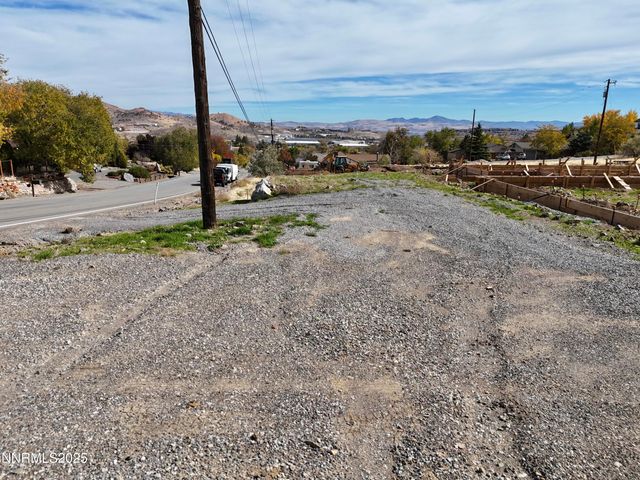 390 Hoge Road, Reno, NV 89506