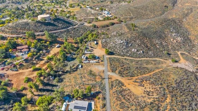 21080 Kimes, Perris, CA 92570