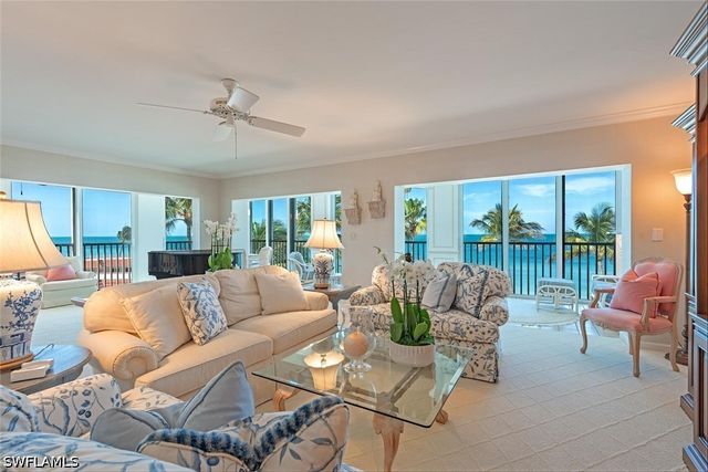 3377 GULF SHORE BLVD N 4D, Naples, FL 34103