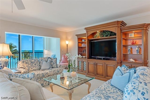 3377 GULF SHORE BLVD N 4D, Naples, FL 34103