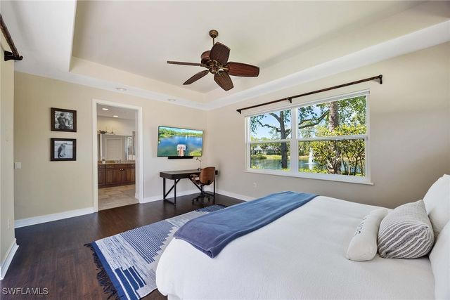 1821 Tarpon Bay DR S, Naples, FL 34119