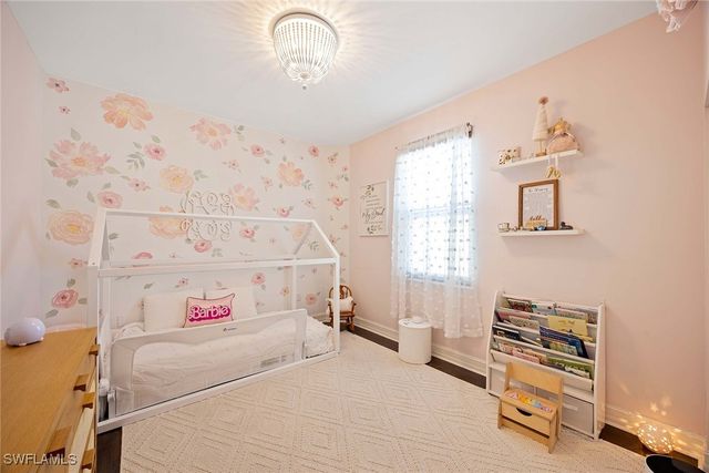 1821 Tarpon Bay DR S, Naples, FL 34119