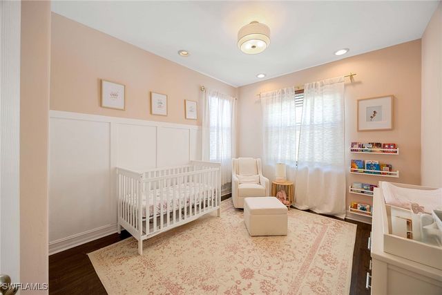 1821 Tarpon Bay DR S, Naples, FL 34119