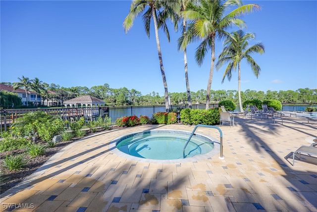 1821 Tarpon Bay DR S, Naples, FL 34119