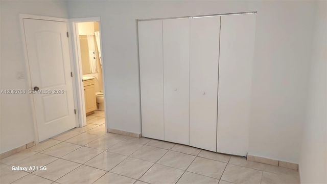 11507 SW 6th St, Sweetwater, FL 33174