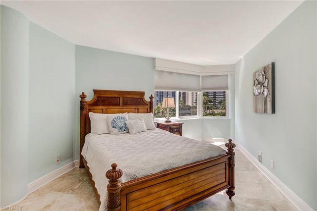 4041 Gulf Shore BLVD N 308, Naples, FL 34103