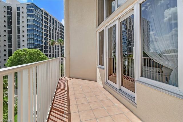 4041 Gulf Shore BLVD N 308, Naples, FL 34103