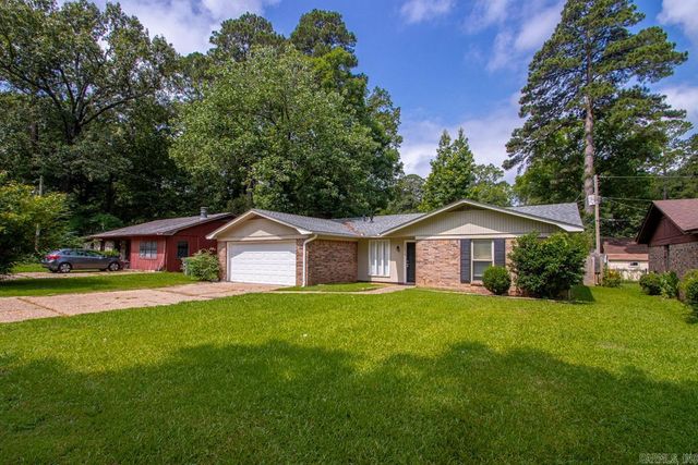 10018 Forester Cv, Little Rock, AR 72209