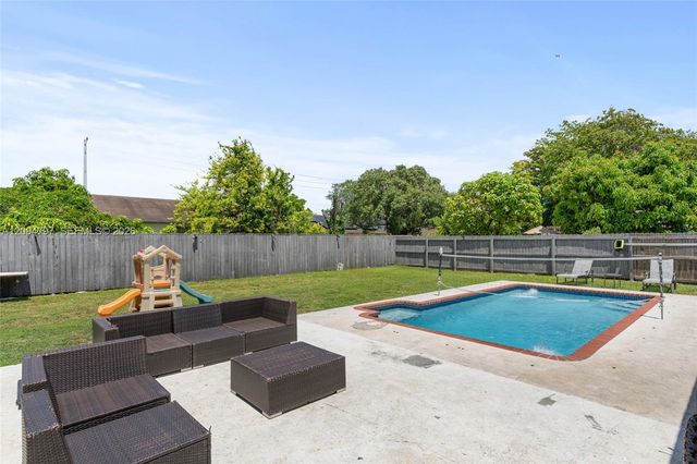 13453 SW 256th Ter, Homestead, FL 33032