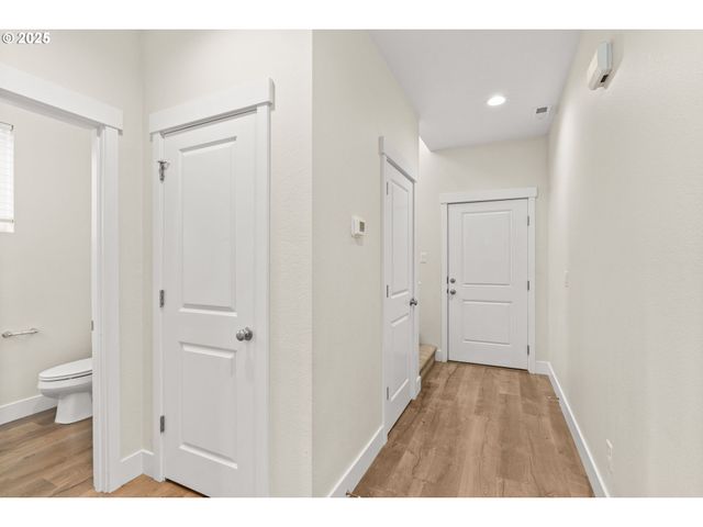 2540 FIELDCRESS Rd, Eugene, OR 97403