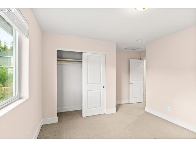 2540 FIELDCRESS Rd, Eugene, OR 97403