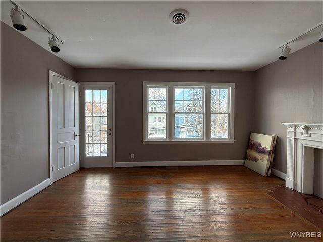 268 Sumner Place, Buffalo, NY 14211