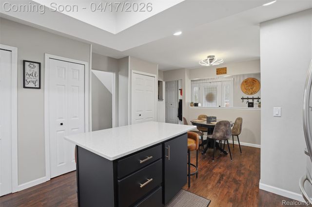 9610 Woody Court, White Lake Charter Township, MI 48386