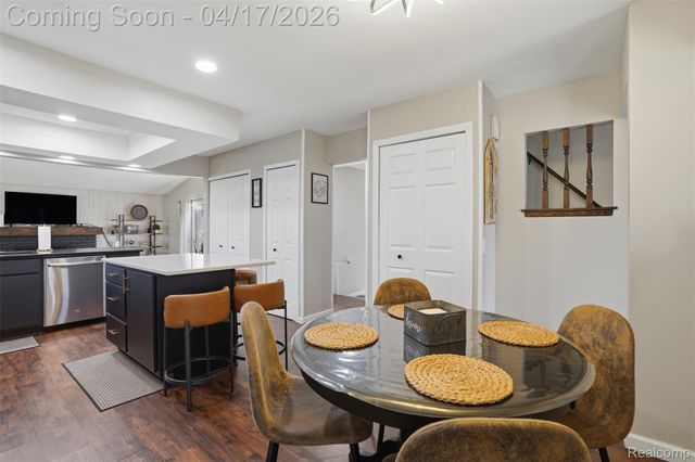 9610 Woody Court, White Lake Charter Township, MI 48386