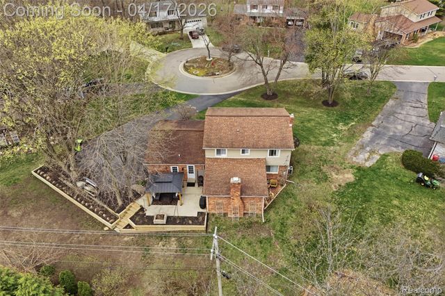 9610 Woody Court, White Lake Charter Township, MI 48386