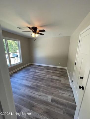 4714 Church Rd, Louisville, KY 40272