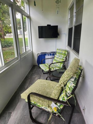 74 Newport Court E, Deerfield Beach, FL 33442