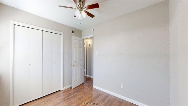 806 Oran Circle G, Bryan, TX 77801