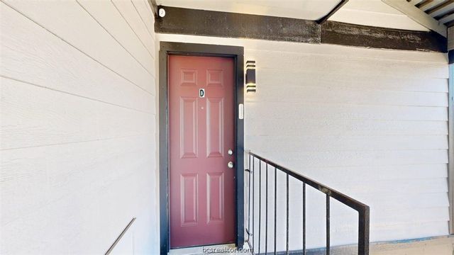 806 Oran Circle G, Bryan, TX 77801